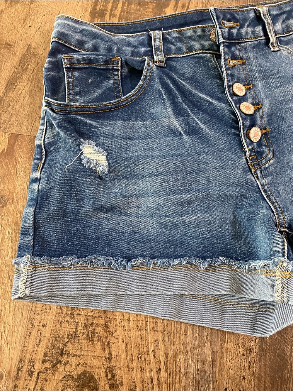 Mid Rise Button-Fly Denim Shorts - Picture 3 of 10